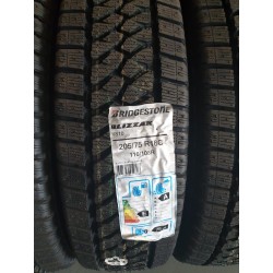 205/75/16C 110/108R -...